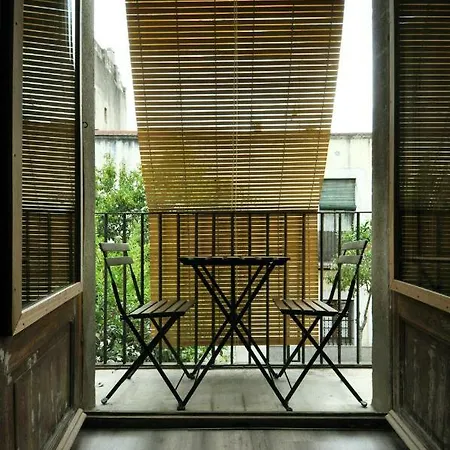En El Centro Apartment